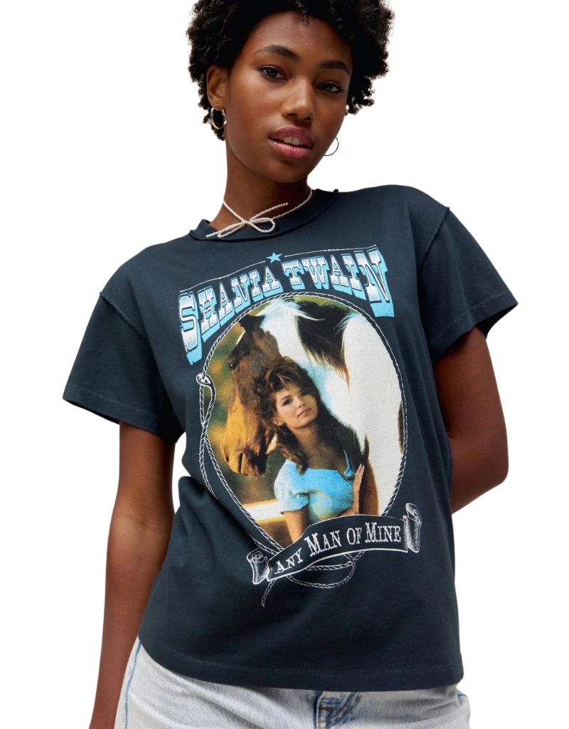 Daydreamer Shania Twain Any Man Of Mine Reverse Tour Tee in Vintage Black