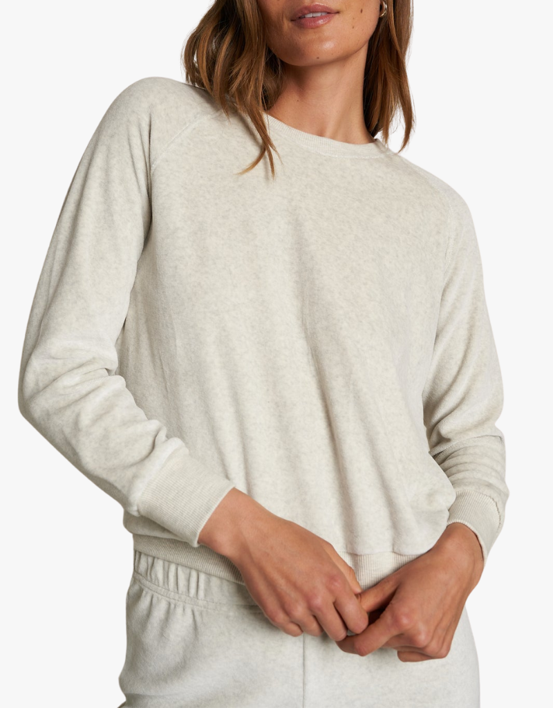 Perfect White Tee Stella Velour Shrunken Raglan Sweatshirt in Oatmeal