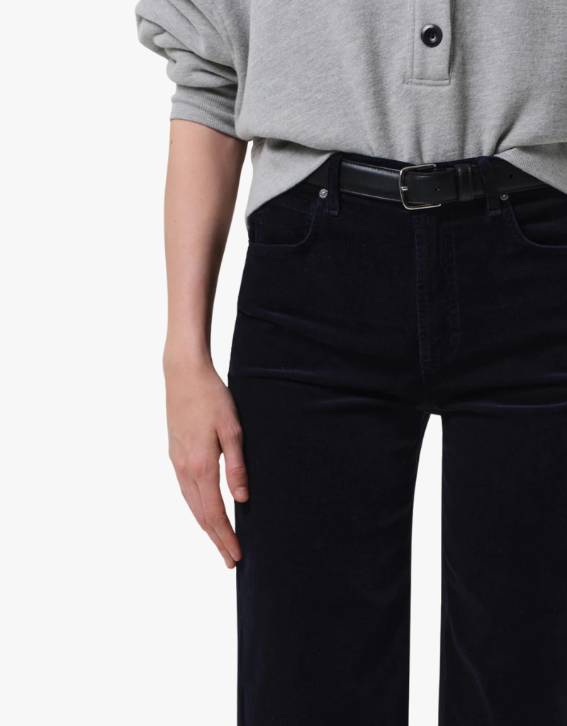 Citizens of Humanity Lyra Wide Leg Crop in Courduroy in Navy