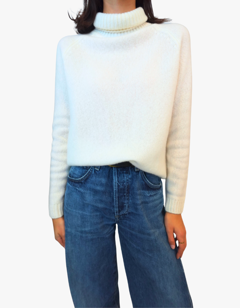 Estheme Rowan Turtleneck Sweater in Ivory