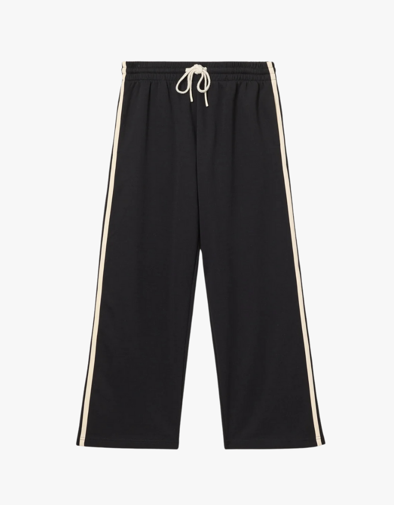 Perfect White Tee Claud Travel Track Pant in True Black
