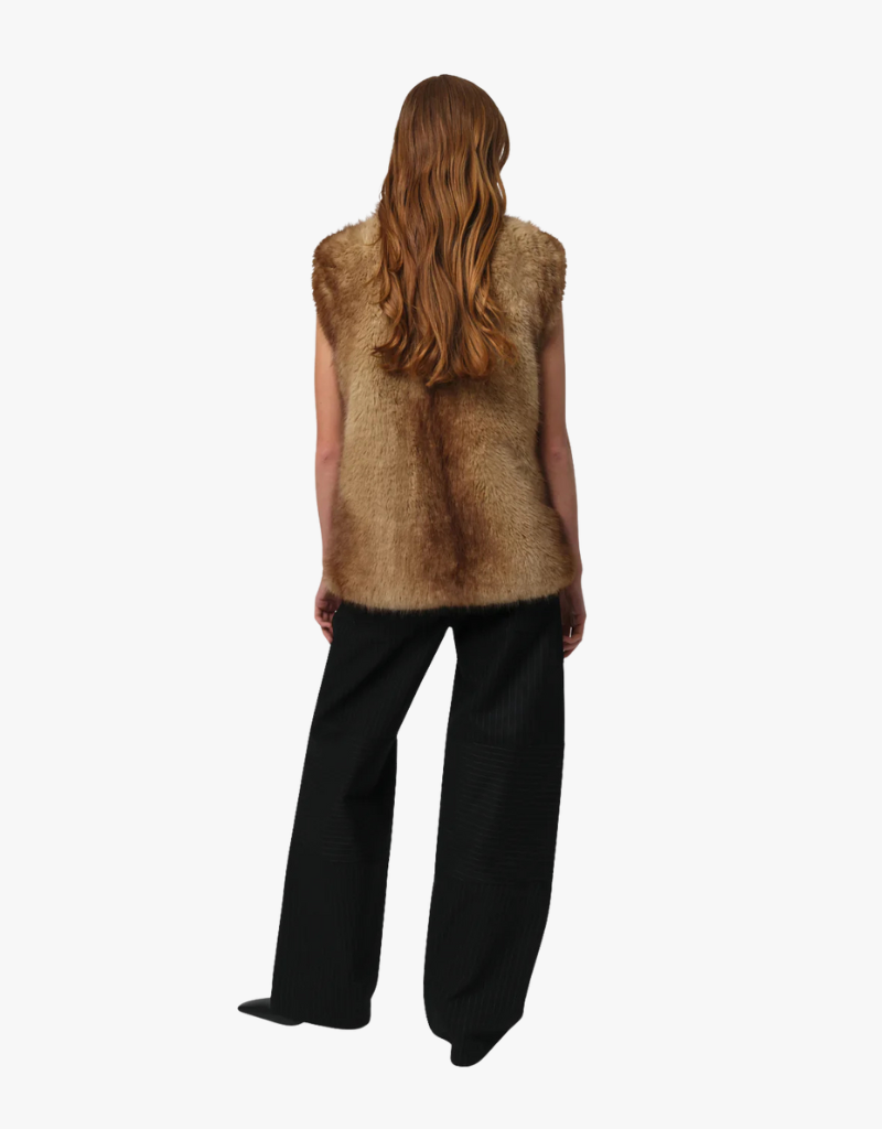 Apparis Laila Mink Vest in Blonde Mink