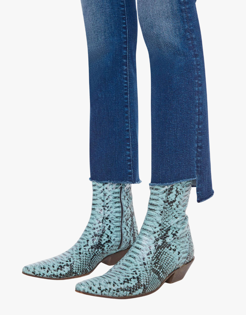 Mother The Insider Crop Step Fray Jeans in Troublemaker