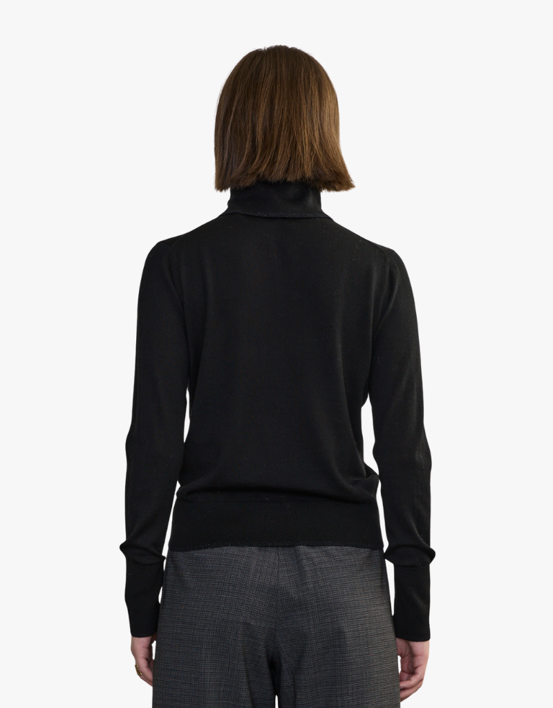Margaret O'Leary Fine Gauge Turtleneck in Black