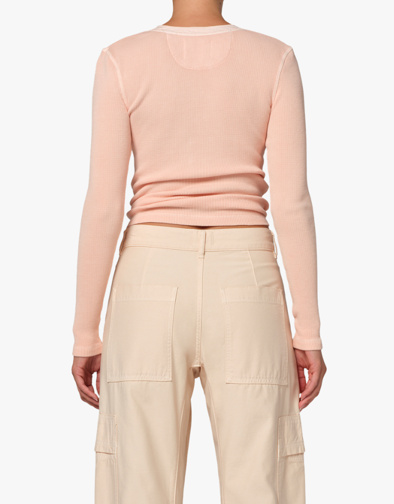 Citizens of Humanity Drea Waffle Henley in Melon Creme