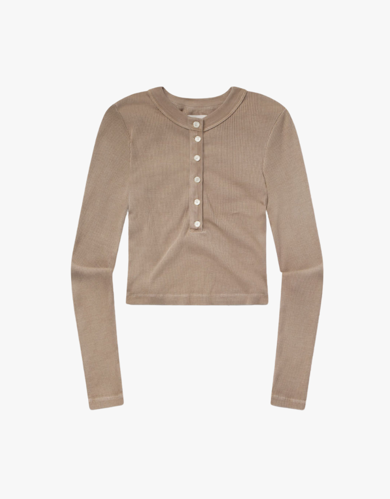 Citizens of Humanity Varra Henley Shirt in Sandatlas