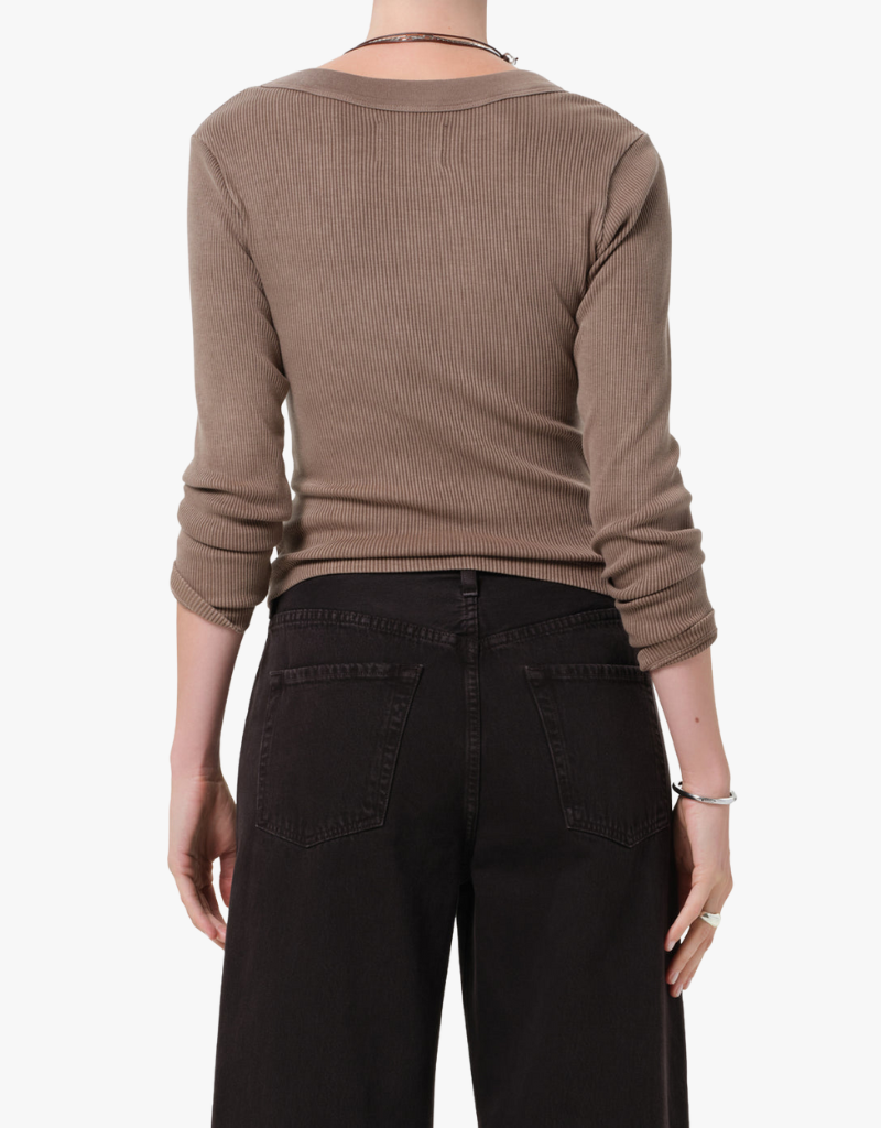 Citizens of Humanity Varra Henley Shirt in Cocoa