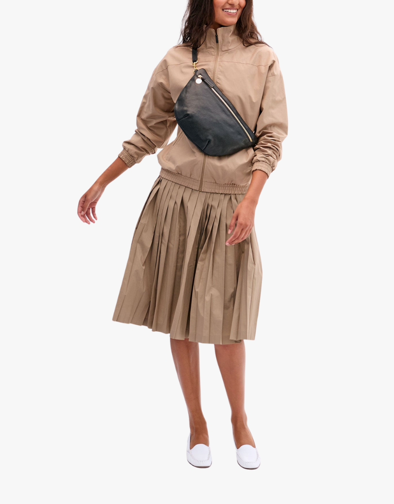 Clare V. Grande Fanny - Petit Caviar in Black