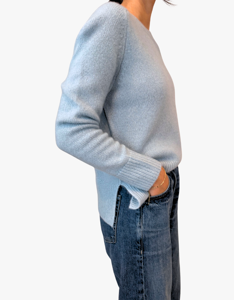 Estheme Amelia Crew Neck Sweater in Azurin