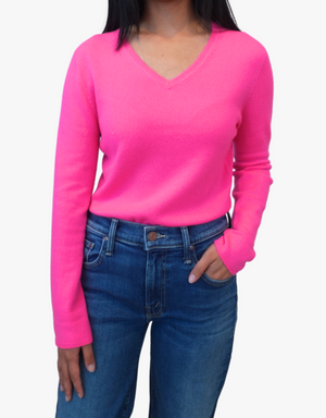 Estheme Olivia Cashmere Fitted V-Neck Sweater in Rose Fluo