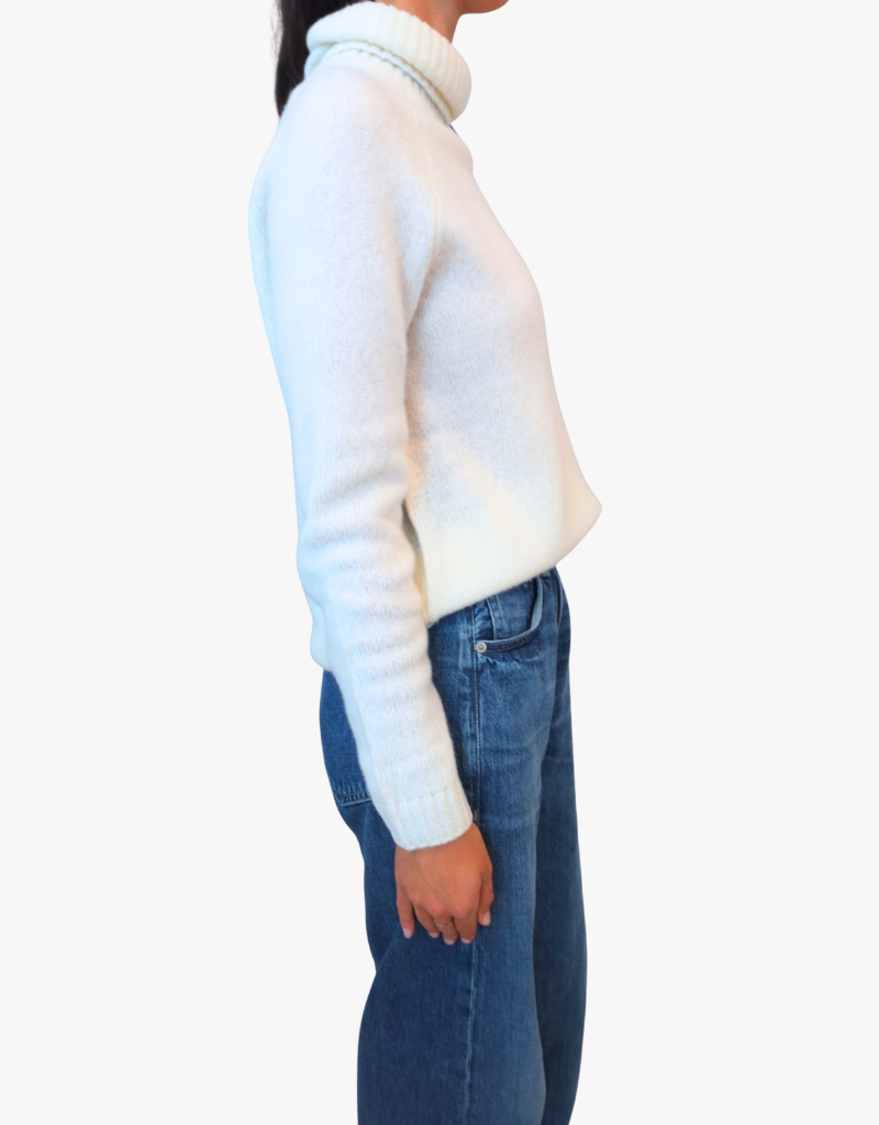 Estheme Rowan Turtleneck Sweater in Ivory