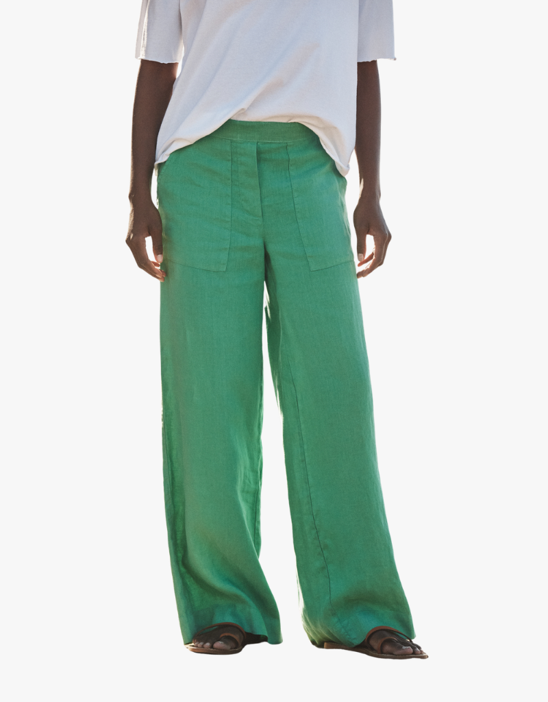 Frank & Eileen Madeline Patch Pocket Pull On Pant in Kelly Green