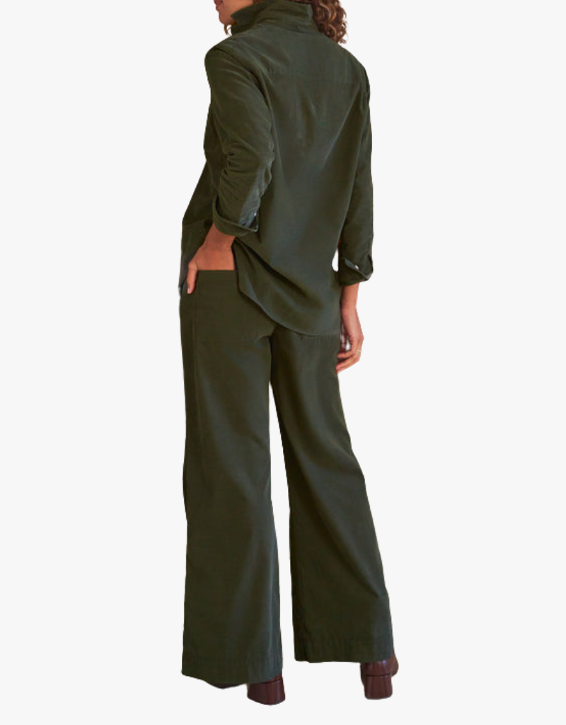 Frank & Eileen Scotland Getaway Set in Green Corduroy