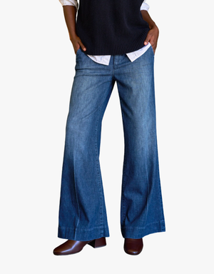 Frank & Eileen The Italian Wide Leg Chino in 1984 Washed Blue