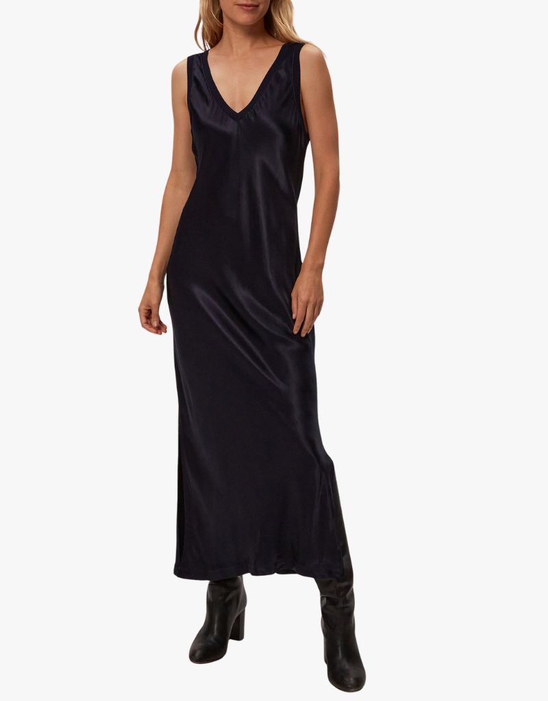Michael Stars Randi V-Neck Midi in Nocturnal
