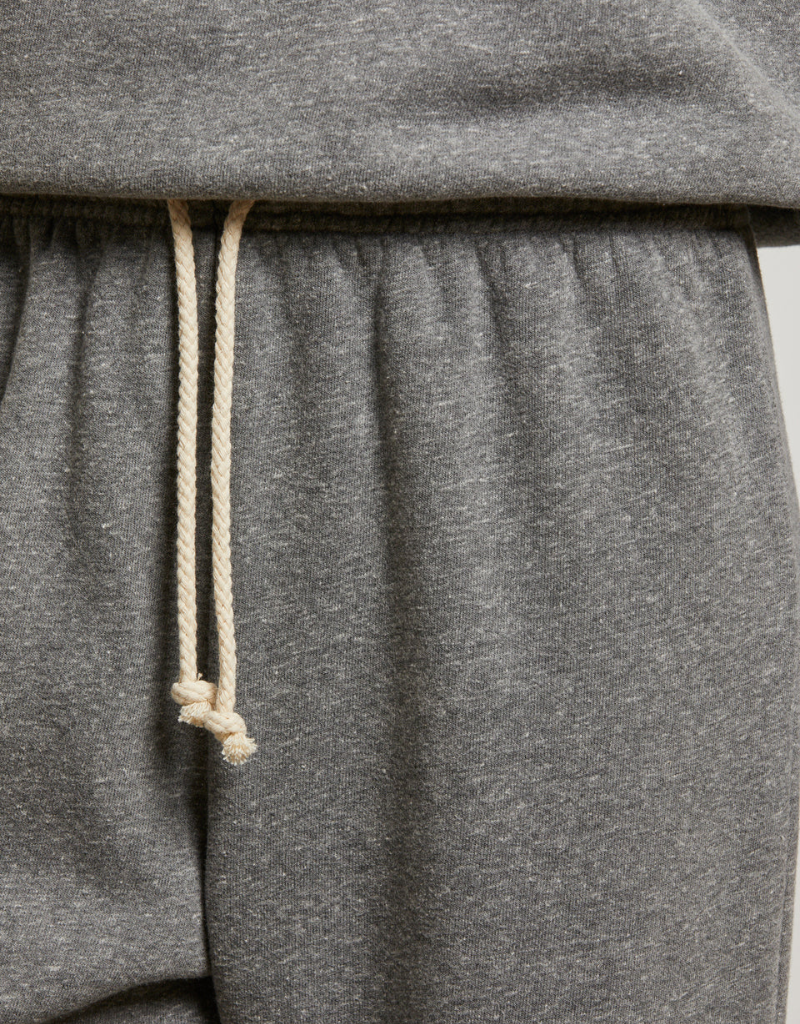 Perfect White Tee Michelle Fleece Jogger in Dark Heather Grey