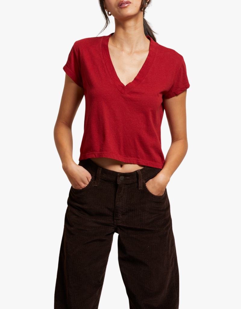 Perfect White Tee Alanis Recycled Cotton V-Neck in Maple