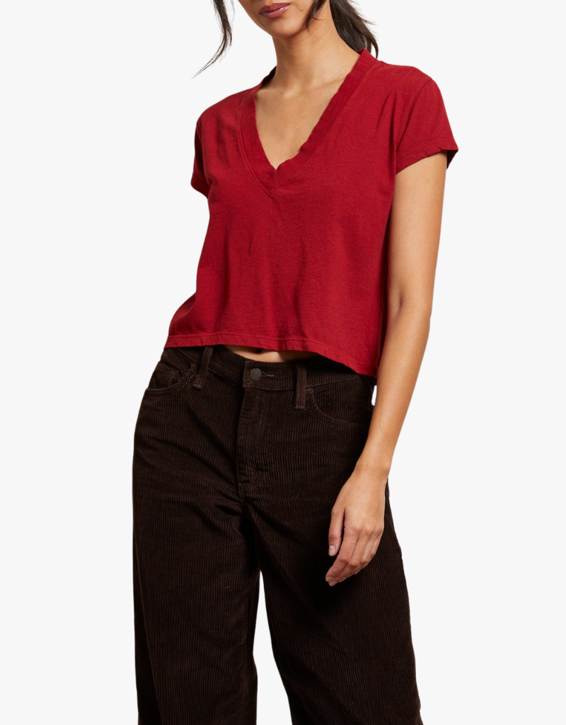 Perfect White Tee Alanis Recycled Cotton V-Neck in Maple