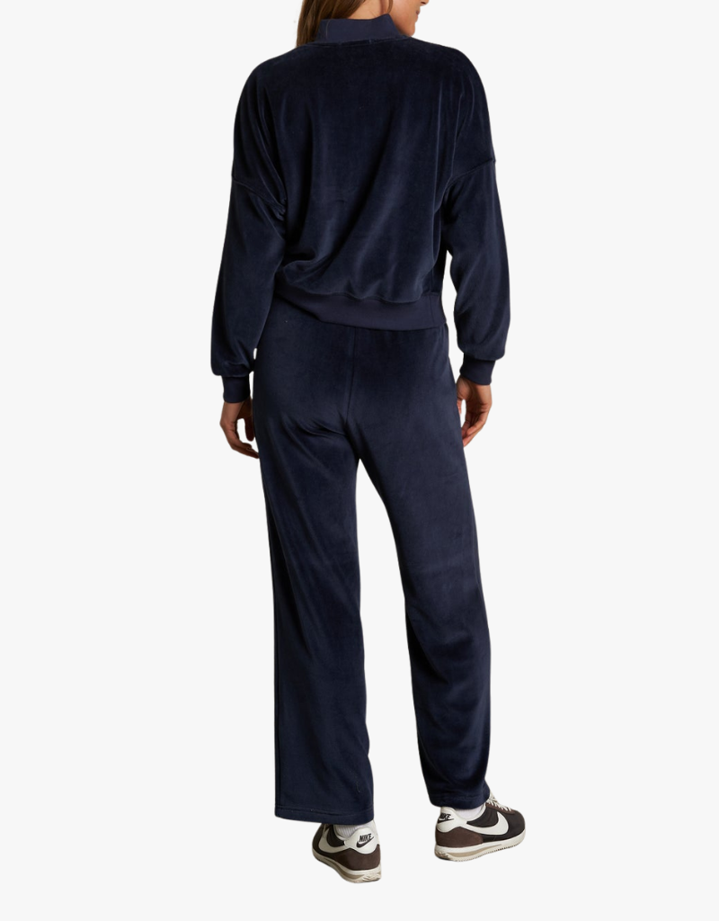 Perfect White Tee Alex Velour Pant in Navy