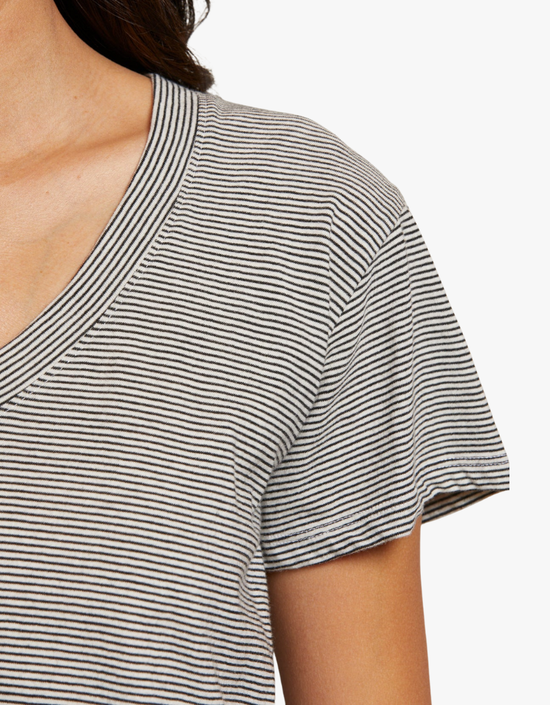 Perfect White Tee Hendrix Cotton Short Sleeve Boxy V Neck Tee in Ivory & Black Stripe
