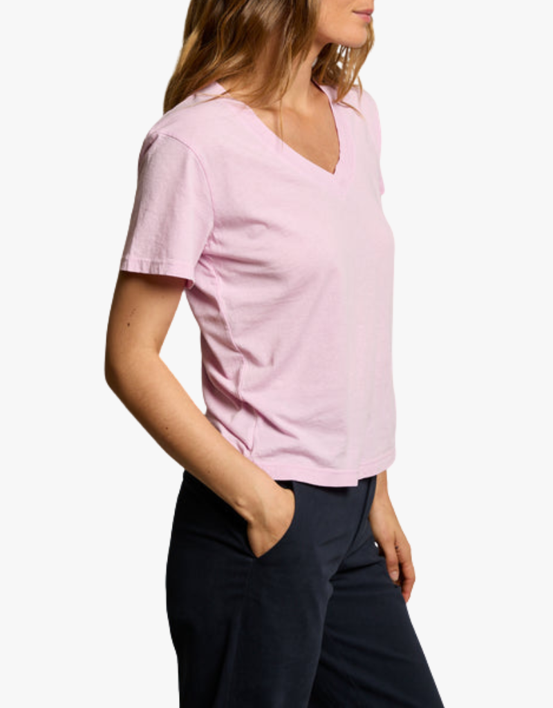 Perfect White Tee Hendrix Cotton Short Sleeve Boxy V Neck Tee in Sugar Pink