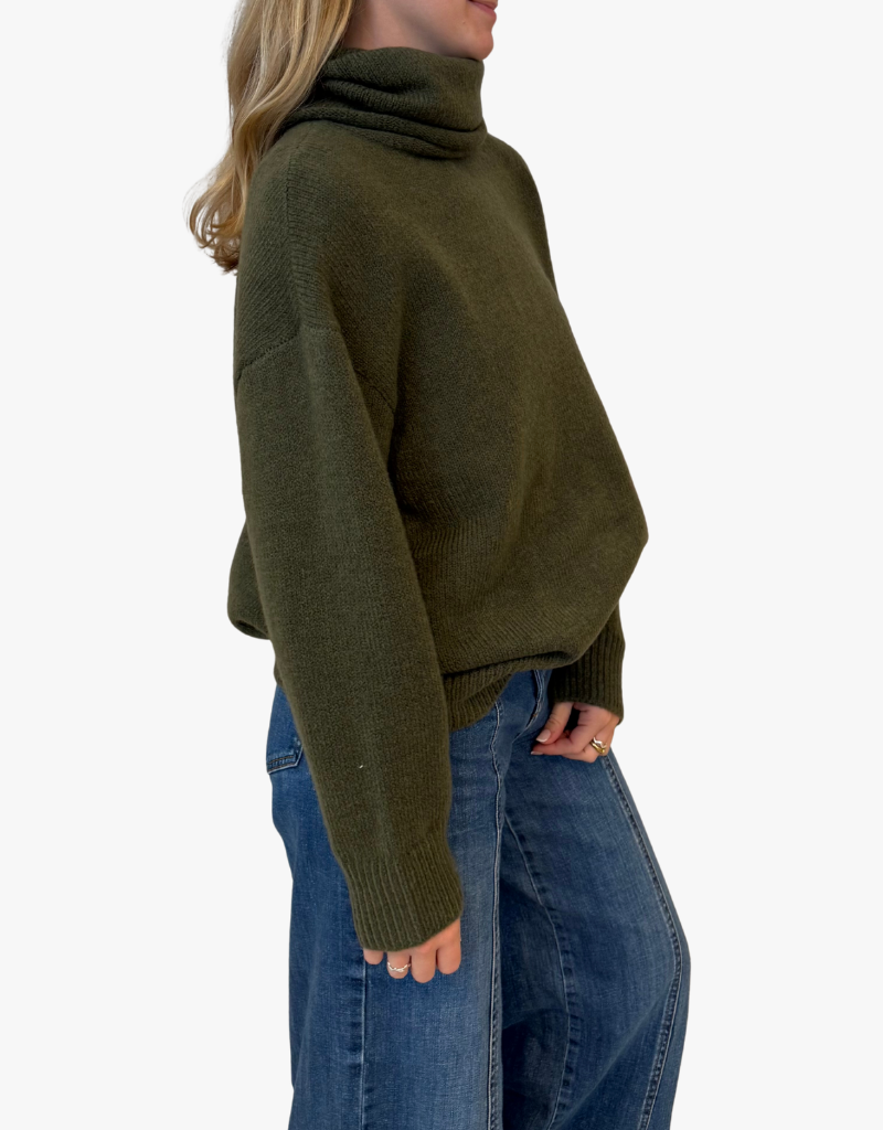 Estheme Quinn Turtleneck Sweater in Tapenade