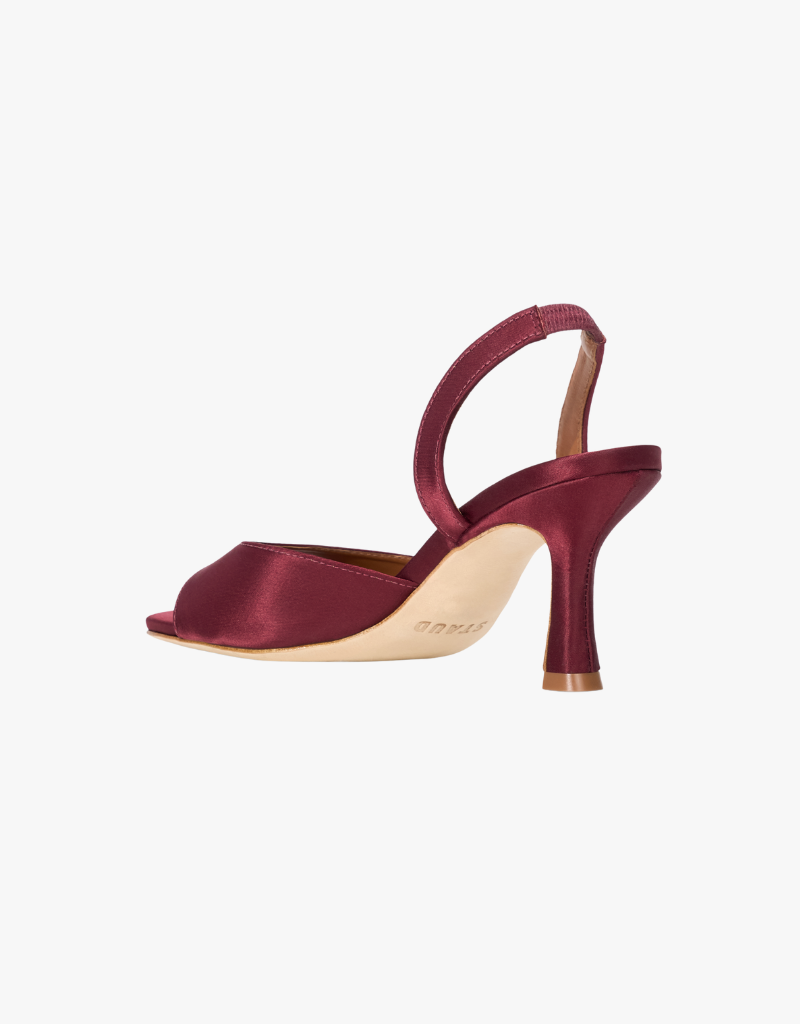 Staud Brigitte Heel in Mulberry