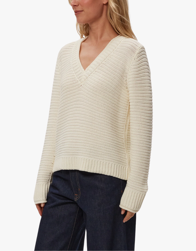 Michael Stars Linda V Neck Pullover in Ivory