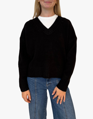 Estheme Kennedy V-Neck Sweater in Black